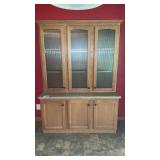 HUTCH W FROSTED RIBBED GLASS PANELS 79 x 56 x 22