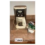 CUISINART COFFE POT, FILTERS