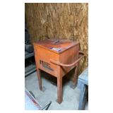 LIQUID BLASTING CABINET, 20 x 20