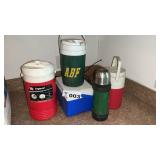 THERMOS. 4. COOLER