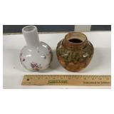 1 GLASSS, 1 POTTERY VASE, 6 INCHES TALL
