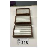 3 RING DISPLAY CASES, 4 x 7 INCH