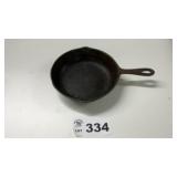 BURMINGHAN 8 1/2 INCH CAST IRON SKILLET