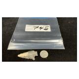 CHIPPED STONE POINT, ARROWHEAD, CHERT OR FLINT