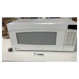 G.E. MICROWAVE, 24 INCH LONG