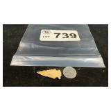NOTCHED POINT ARROWHEAD, YELLOWISH CHERT