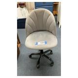 GRAY VELOUR OFFICE CHAIR