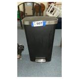 FOOT OPERATED TRASHCAN