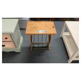 MAGAZINE RACK TABLE