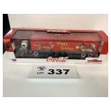 1:64 SCALE COCA-COLA HAPPY HOLIDAYS SEMI