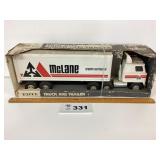 ERTL MCLANE 18 WHEELER