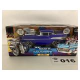 1:18 SCALE MUSCLE MACHINES 57 CHEVY - TOO COOL