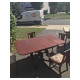 Cherry Duncan Phyfe Table and Chairs