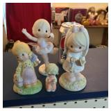 Decorative Figurines
