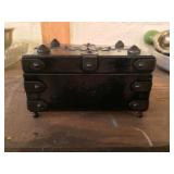 Small Box Missing one Foot