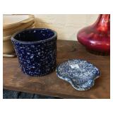 Two Pieces of Spongewre