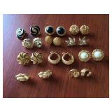 Lot of Earrings