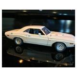 1/18 Vanishing Point Dodge Challender 440 Magnum