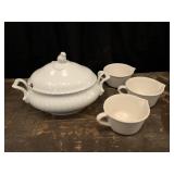 Soup Tourine and Three Cups