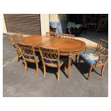 Table with 6 Chairs and 2 Leaves
