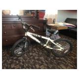 Mongoos BMX Bike in Excellent Condition