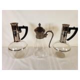 (3) Carafes