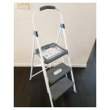 Cosco Step Ladder