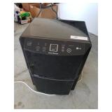 LG Dehumidifier - Works