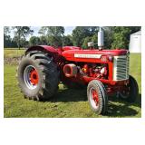 1957 International Harvester/ IH 650 Tractor