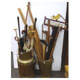 Brass umbrella container with lion heads with