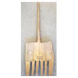 Large primitive wood pitch fork with early metal