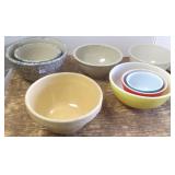 2 Red Wing sponge bowls & 6 bowls including