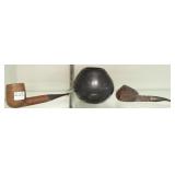 Black Southwest pot & 2 pipes