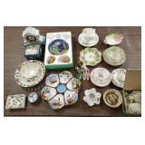 Group of porcelain including oyster plate,