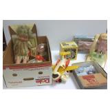 Group toys incl. Cabbage Patch phone, Mule Team