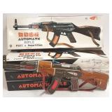 4 - ME 614 tin battery op toys MIB