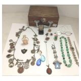 Small group jewelry in wooden box incl. sterling