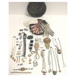 Group of Victorian, etc. jewelry & accessories