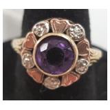 Antique 10K ring set with purple stone - 2.6 grams