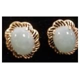 Pair of 10K gold & jade cabochon earrings - 1/2" -
