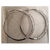 14K white gold hoop earrings set with 1/4 total ct