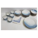Group of B & G plates, cups & saucers - seagull