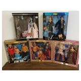 5 Barbie & Ken doll sets - The Munsters, Merlin &