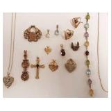 Group of assorted 10K gold jewelry-pendants,
