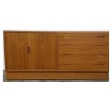 Hundevad Denmark console with 4 drawers with
