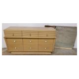 American of Martinsville dresser with mirror - 60"
