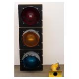 3 light traffic signal with arm