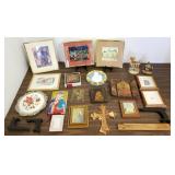 Group incl. 2 Hummels, small prints & paintings -