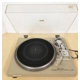Pioneer model PL-518 Direct Drive turntable