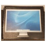 Cinema HD display - 30" widescreen with box